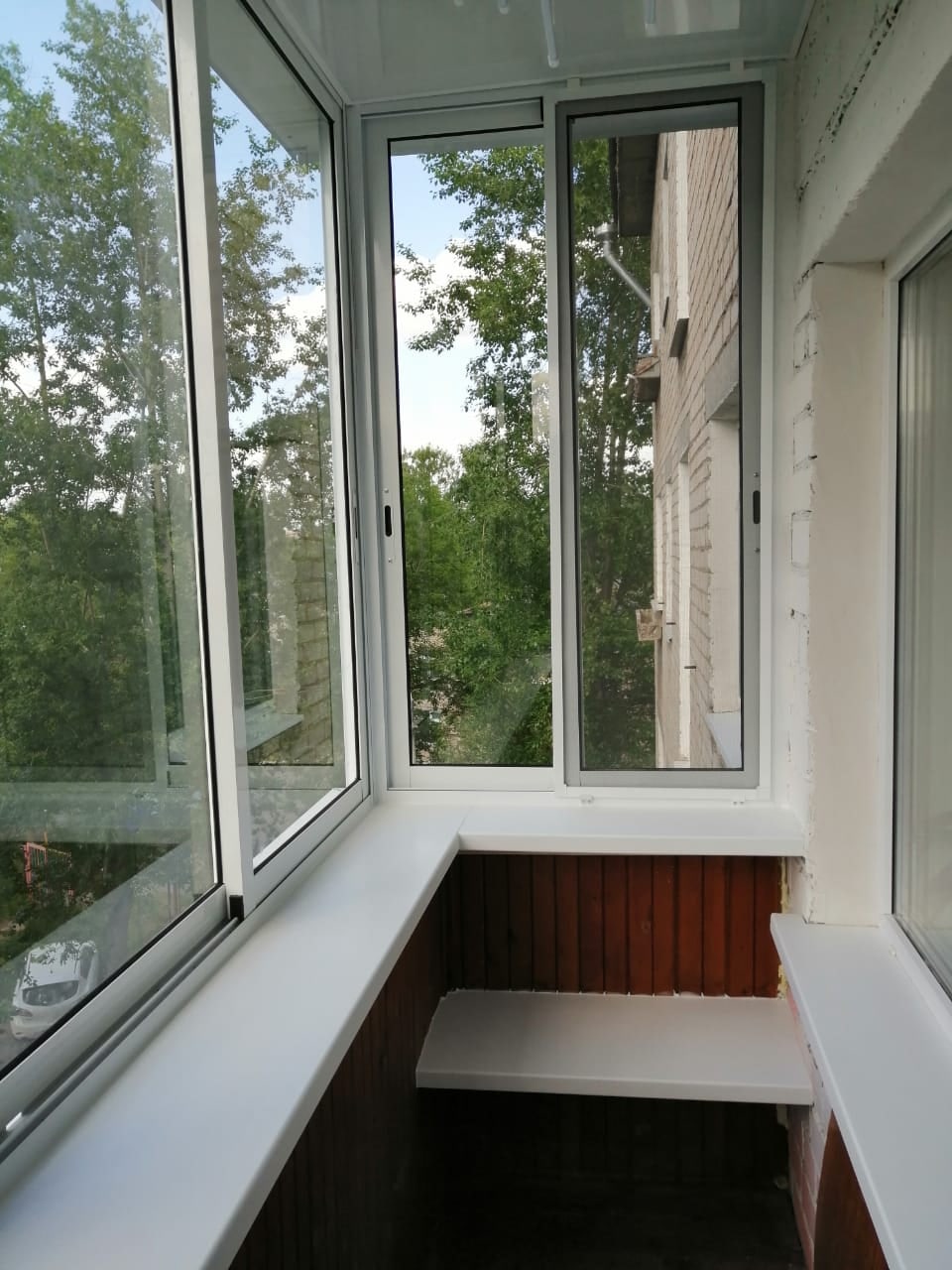 Остекление балкона с выносом подоконника - фото 4